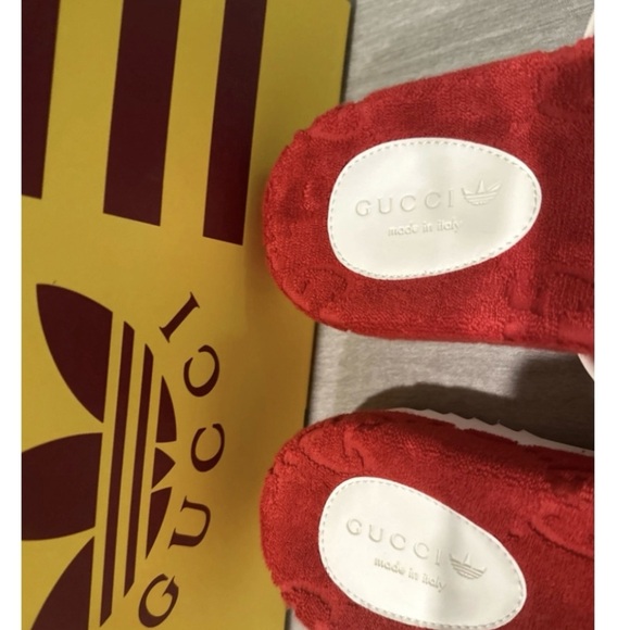 Gucci x Adidas sandals - Picture 5 of 7